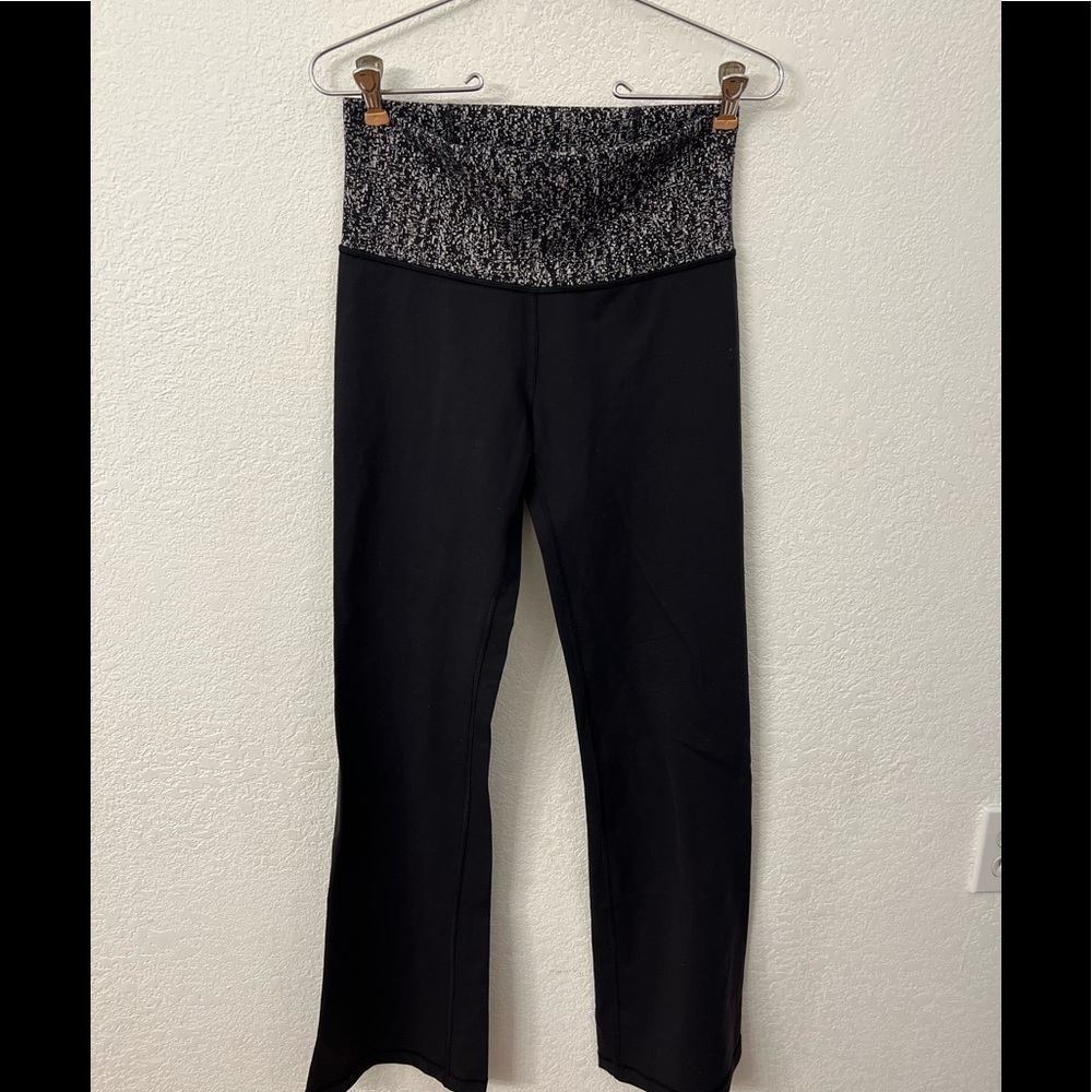 Lululemon black pants size 6 regular